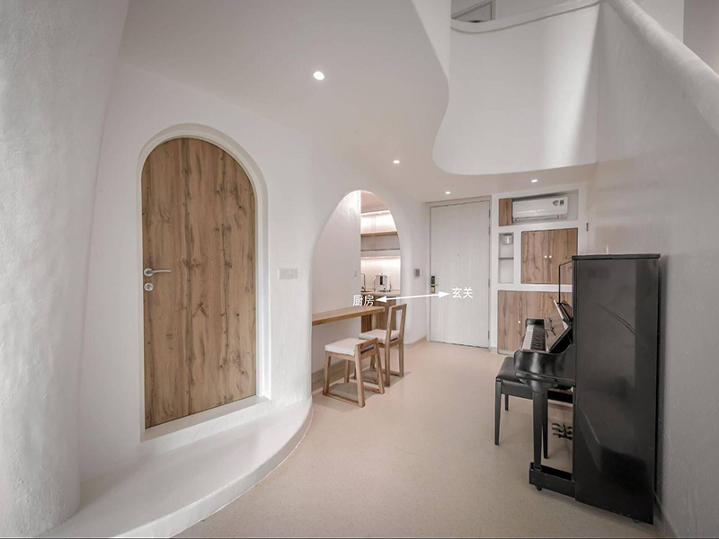 遼陽復(fù)式裝修，全屋大白墻看似不豪華，細(xì)節(jié)卻做得很到位，顏值超高